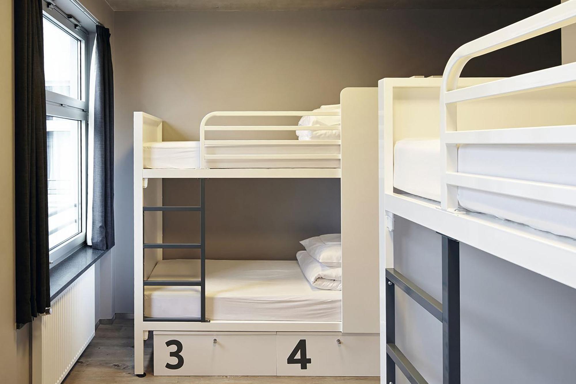 Bed 6-Bed Mixed Dormitory Room Private Bathroom